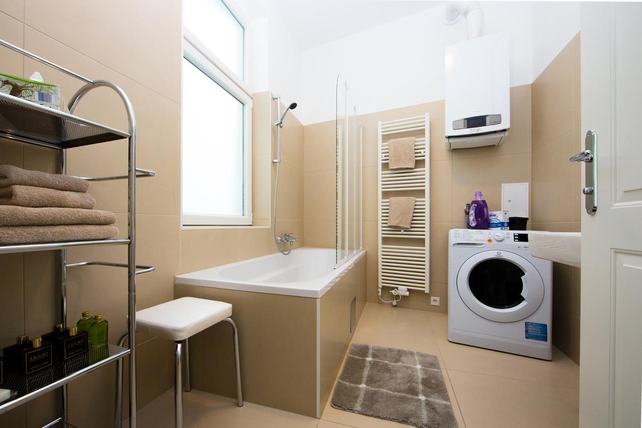 The Barts - Self Check-in Apartmán